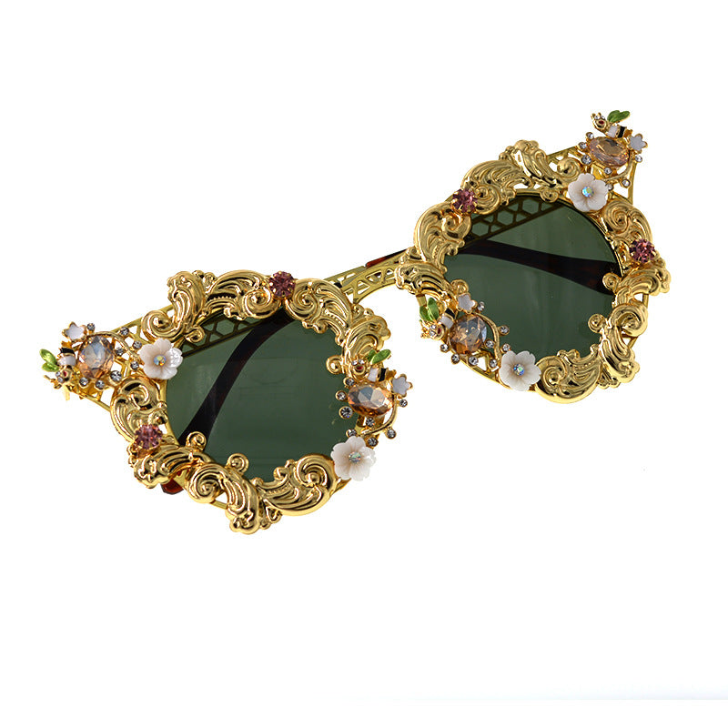 New Baroque Retro Hollow Carving Butterfly Sunglasses for Beach Outing, Dazzling Sunglasses