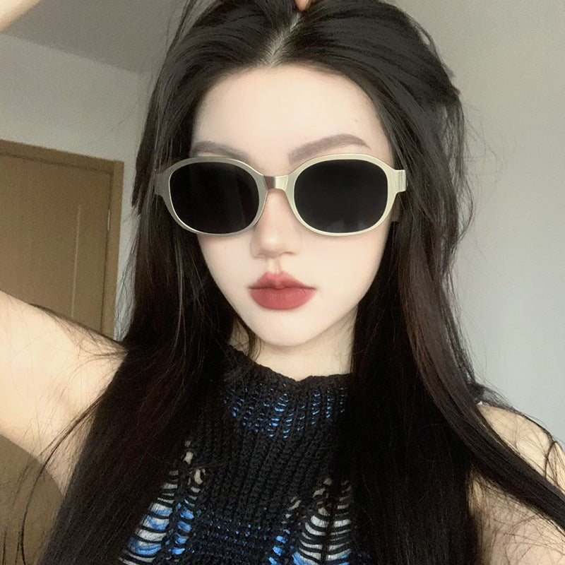Ins textured metal retro concave shaped street photography sunglasses, trendy women's large frame round face personalized spicy girl sunglasses
