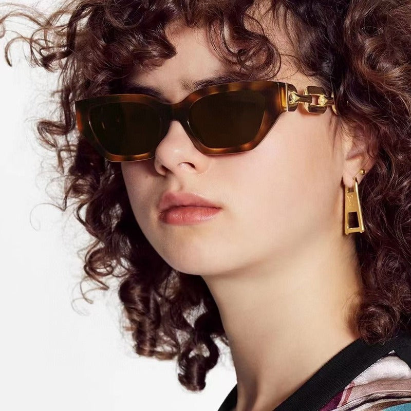 Cat's Eye Thick Chain Legged Sunglasses European and American Fashion Hip Hop Sunglasses Ins Network Red Personality Sweet Cool Sunglasses Trend